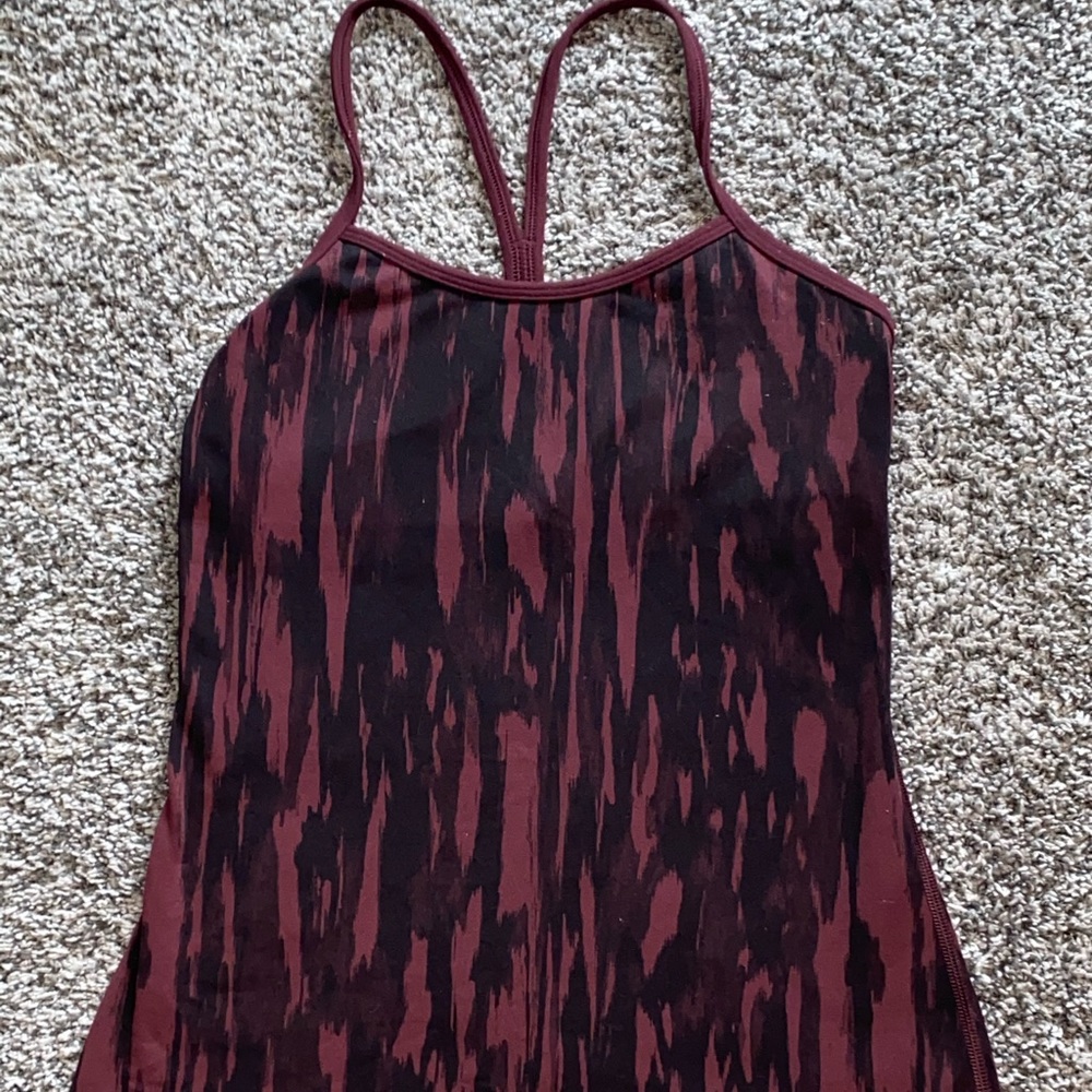 Maroon & black Lululemon tank top